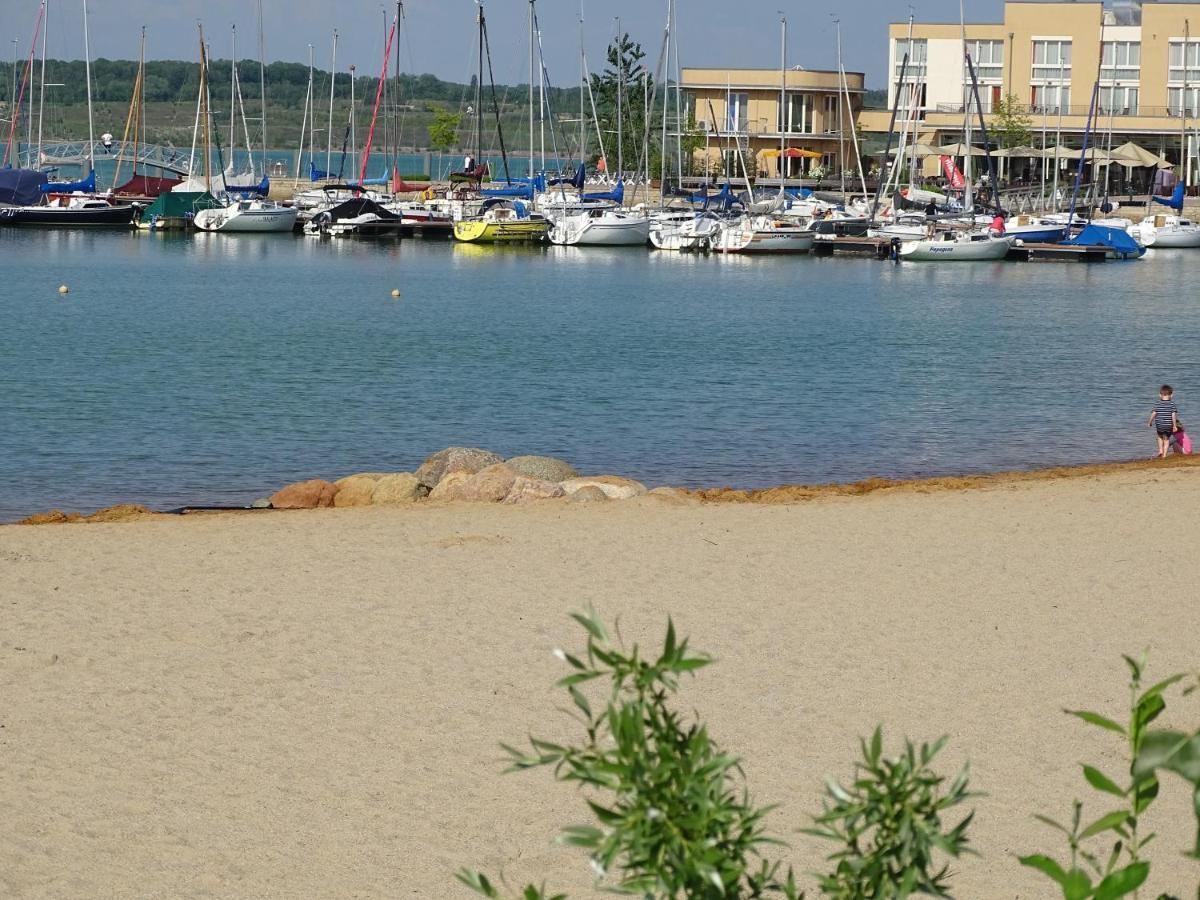 Feriendomizil Am Stoermthaler See, Lagovida, Leipziger Neuseenland, Grosspoesna, Privatstrand Экстерьер фото